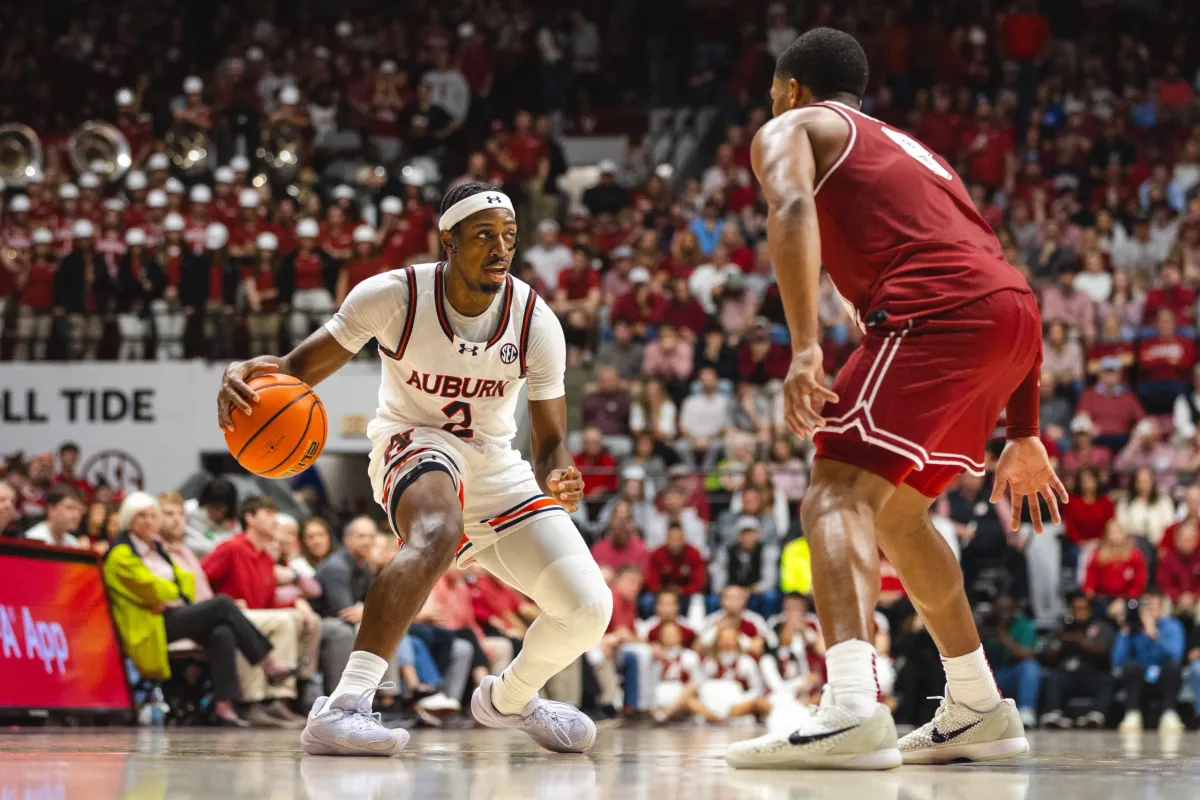 The Jungle Awaits: Auburn, Alabama Set for a Fierce Iron Bowl of Basketball Showdown